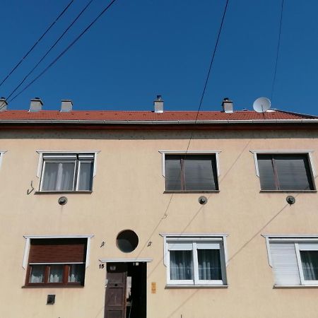 Szatmari Apartman Miskolc Ngoại thất bức ảnh